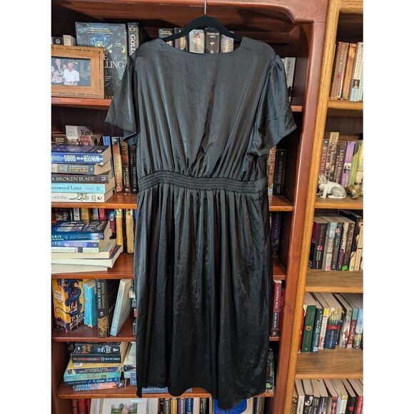 Baltic Born Women’s Medium Black Tie Front Deep Plunge Neck Midi Dress Stretch - Picture 2 of 7